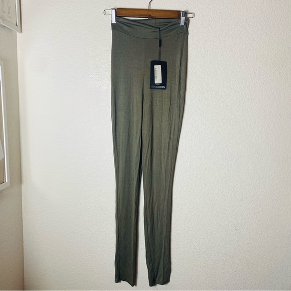 PrettyLittleThing Pants - Pretty Little Thing Khaki High Waisted Jersey Legging NWT Size:2